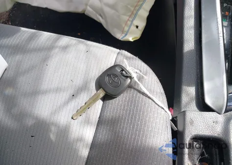 2017 Toyota Corolla L из США, поврежденный, VIN 2T1BURHE5HC755406